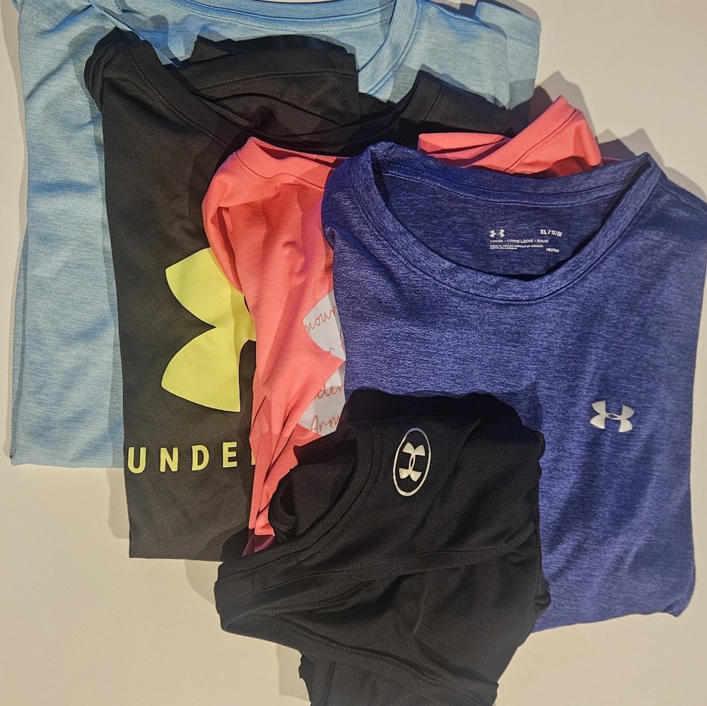 LOT OF 5 Womens Under Armour XL shirts 👕 👌 🙌